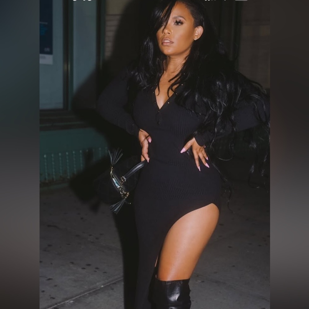 Elegant Black Long Sleeve Dress